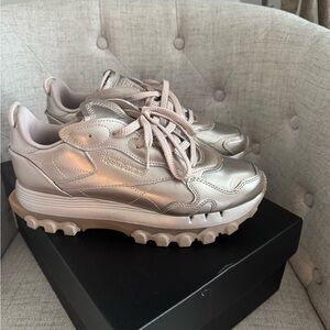 Reebok Classic Leather Cardi Women's Running Shoes - champagne gold